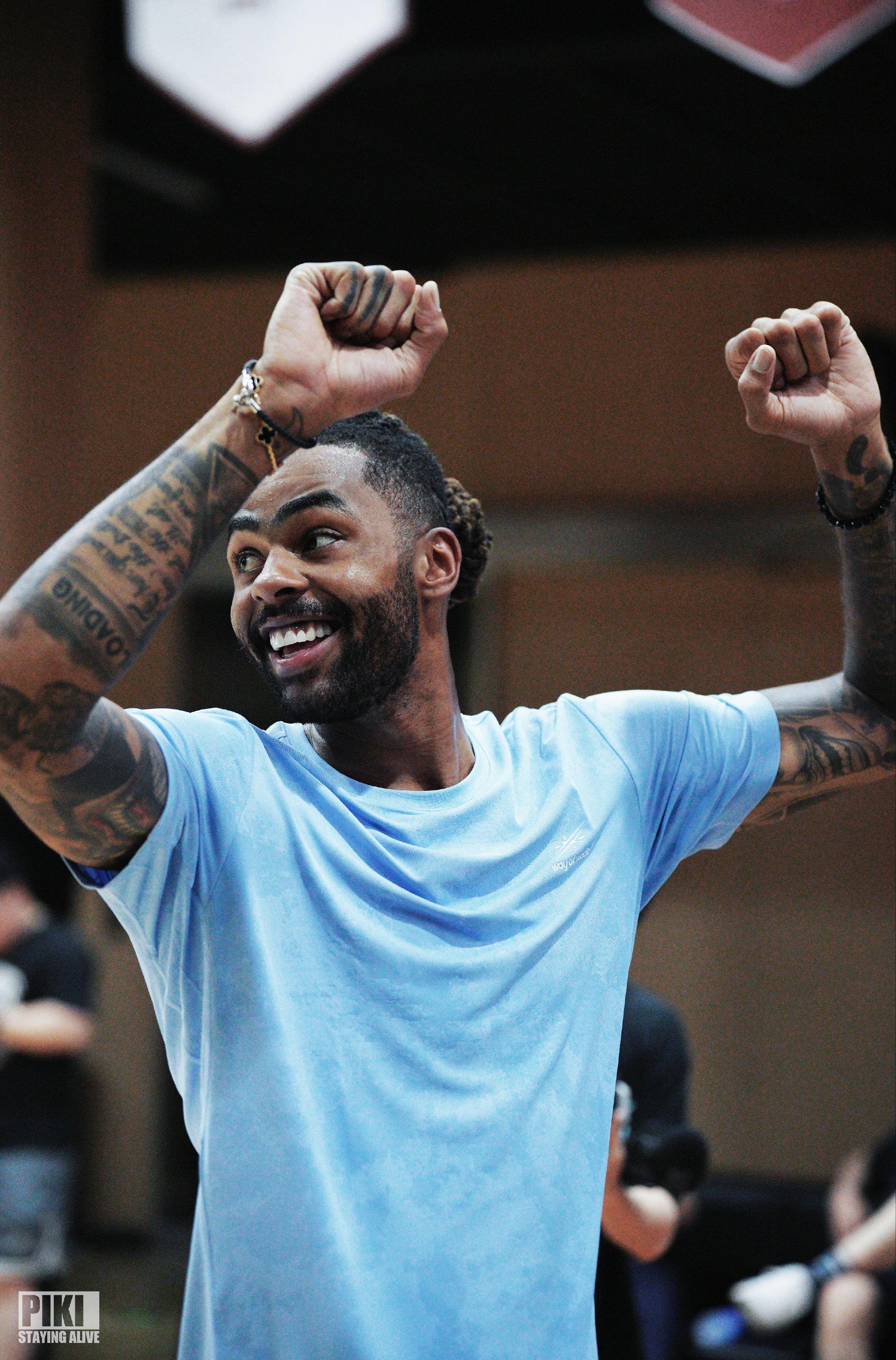 快船鏖战独行侠,拉塞尔惊艳世界的简单介绍 快船鏖战独行侠,拉塞尔惊艳世界的简单介绍