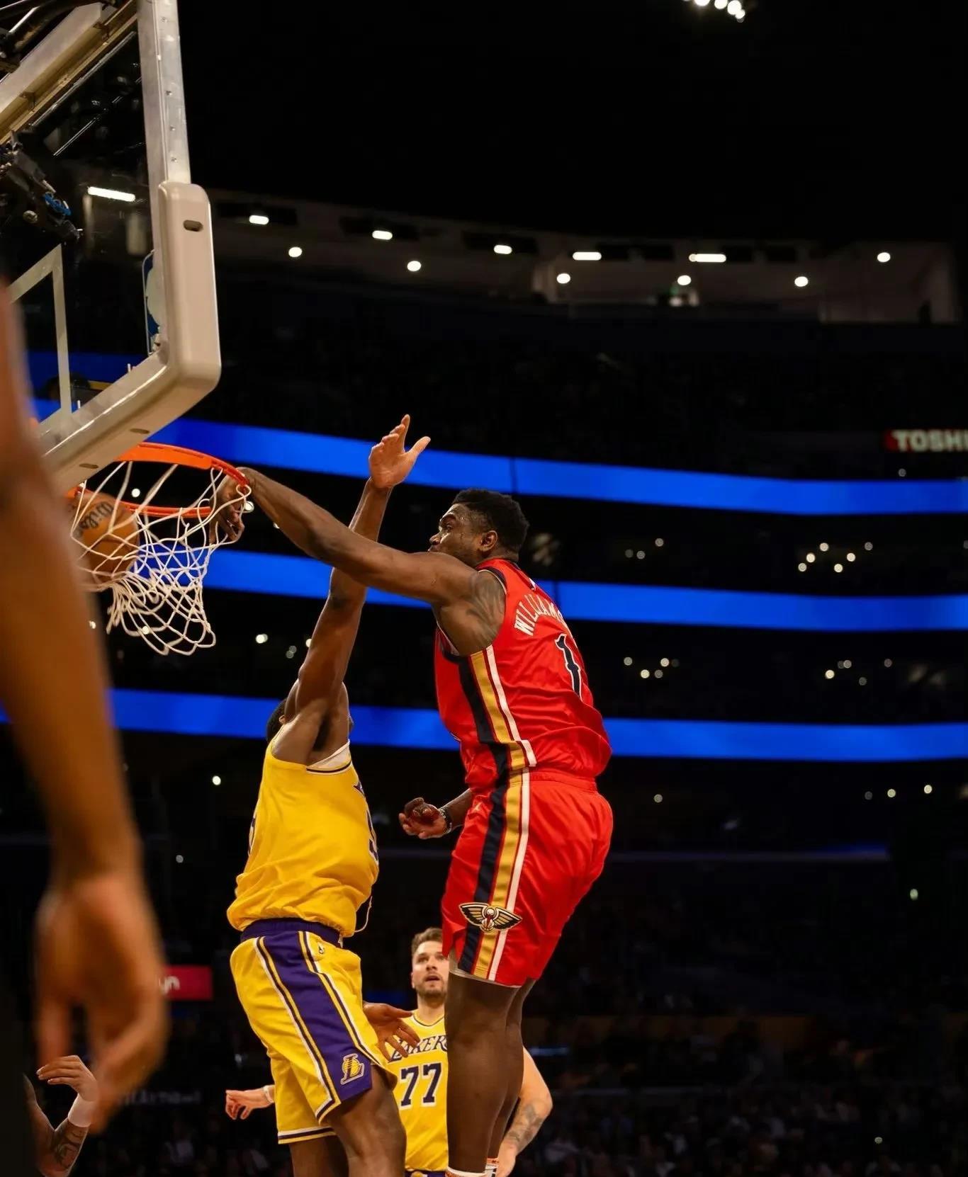 关于希腊男篮轻取鹈鹕，詹姆斯送出助攻的信息