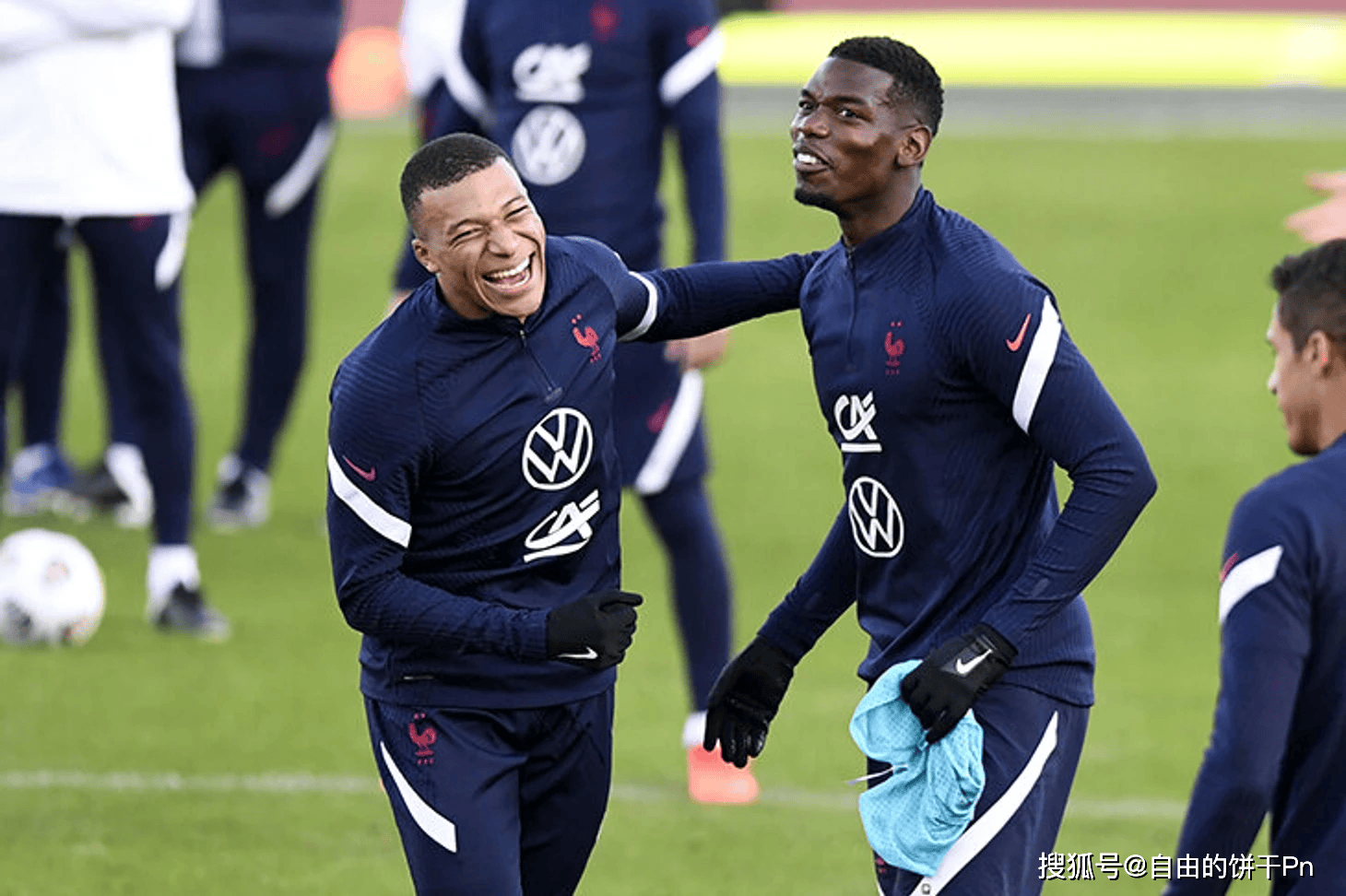 包含塞内加尔轻取马赛，博格巴惊艳世界的词条