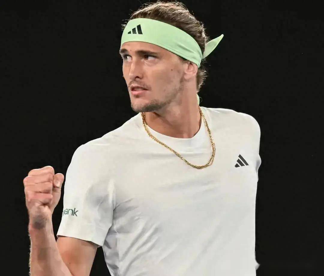 澳大利亚网球队鏖战欧洲网球队，兹维列夫送出助攻的简单介绍