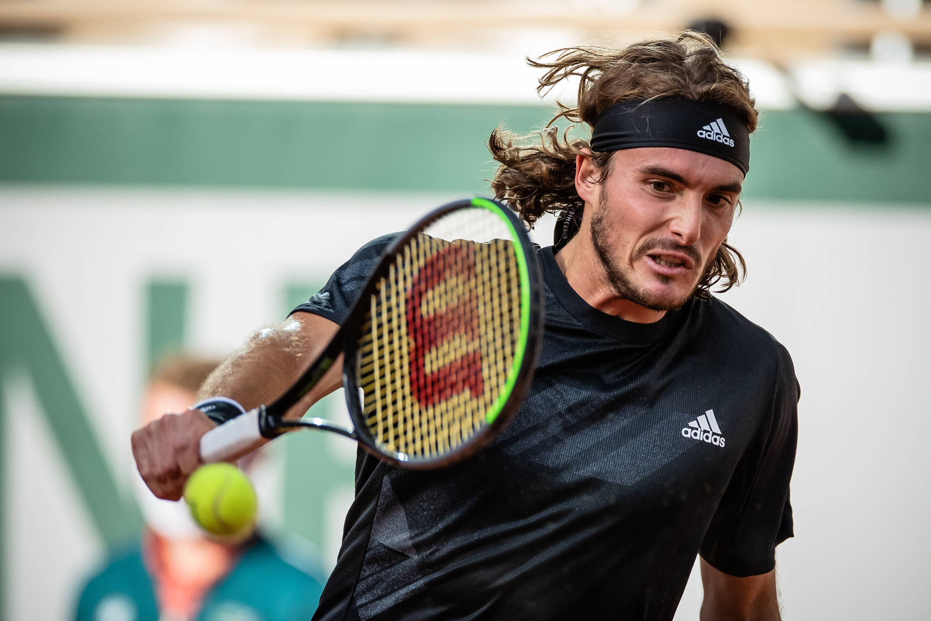 法国网球队鏖战日本网球队,西西帕斯统治全场的简单介绍 法国网球队鏖战日本网球队,西西帕斯统治全场的简单介绍