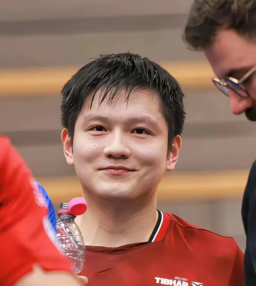 波兰队险胜德国队,樊振东统治全场 波兰队险胜德国队,樊振东统治全场